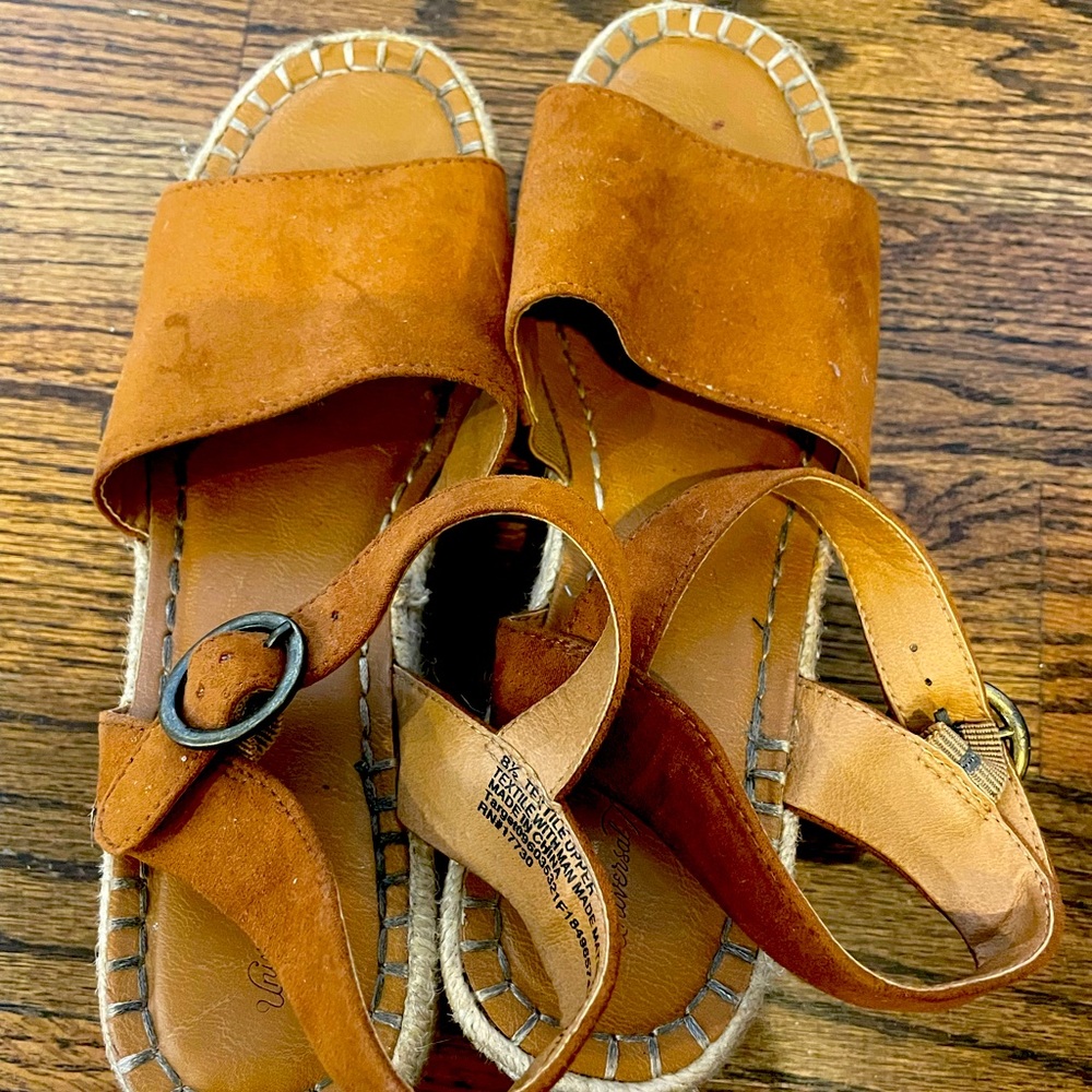 Universal Thread Morgan Wedges 8.5- Women | Color: Brown | Size: 8.5